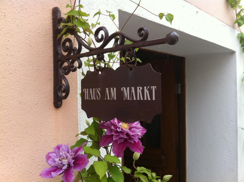 Haus am Markt Königstein in der Oberpfalz Buitenkant foto